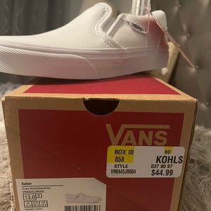 New in box Asher Vans all white